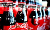 Американская компания Coca-Cola отозвала рекламу сразу с четырех российских телеканалов