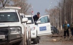 Автомобиль наблюдателей ОБСЕ подорвался на фугасе под Луганском