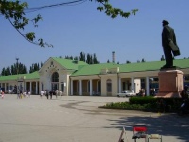 Памятник Ленину в Феодосии