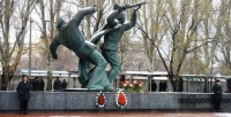 Памятник воинам Керченско-Феодосийского десанта.