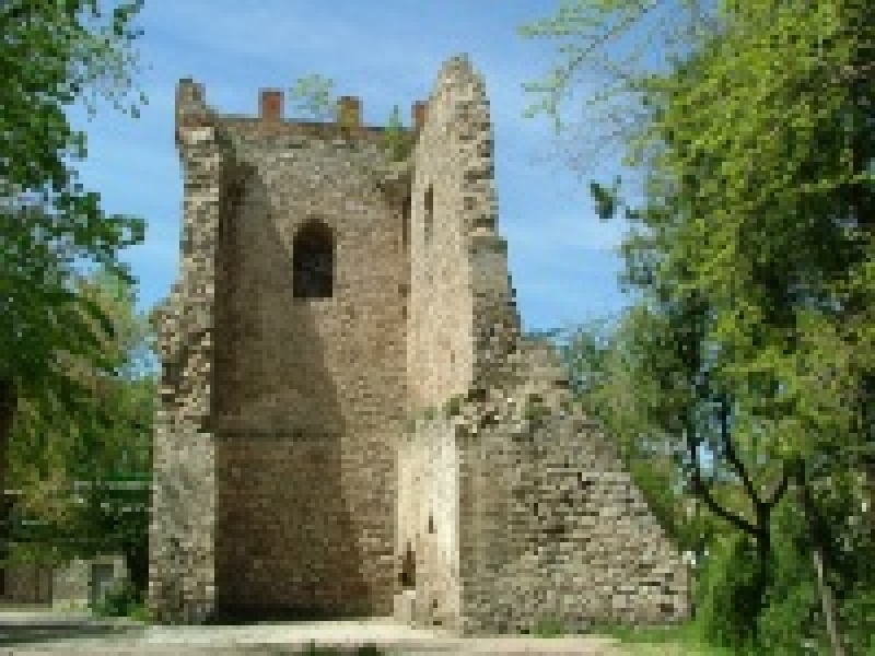Башня Святого Константина в Феодосии