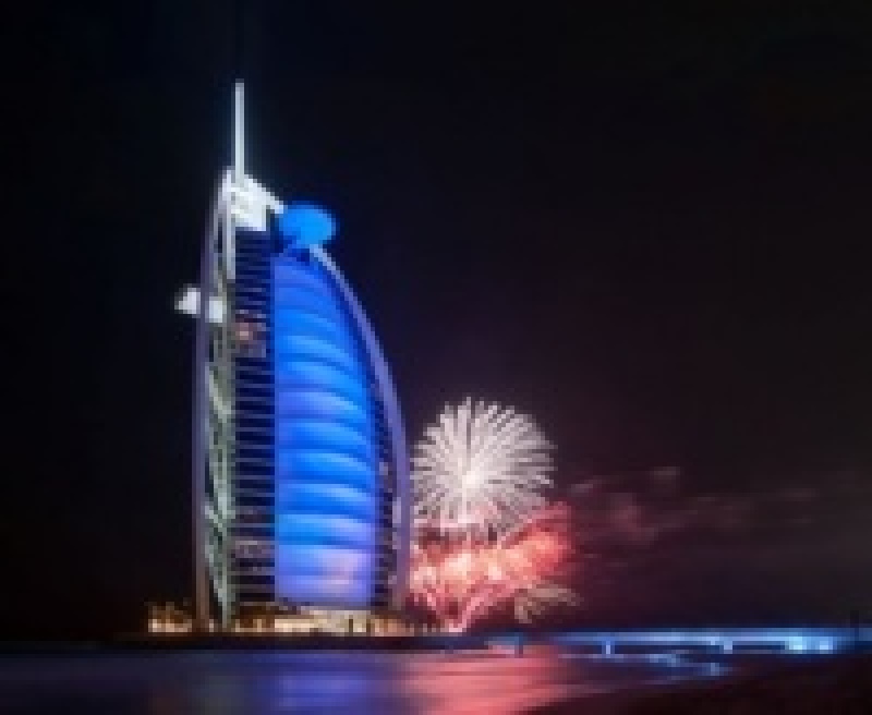 Дубайский Парус Бурдж аль-Араб. Самый роскошный отель в мире