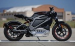 Американская компания Harley Davidson представила свой первый электромотоцикл